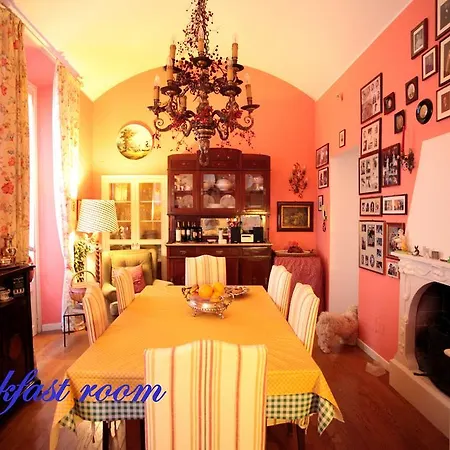 Antico Chiostro Bed & Breakfast *